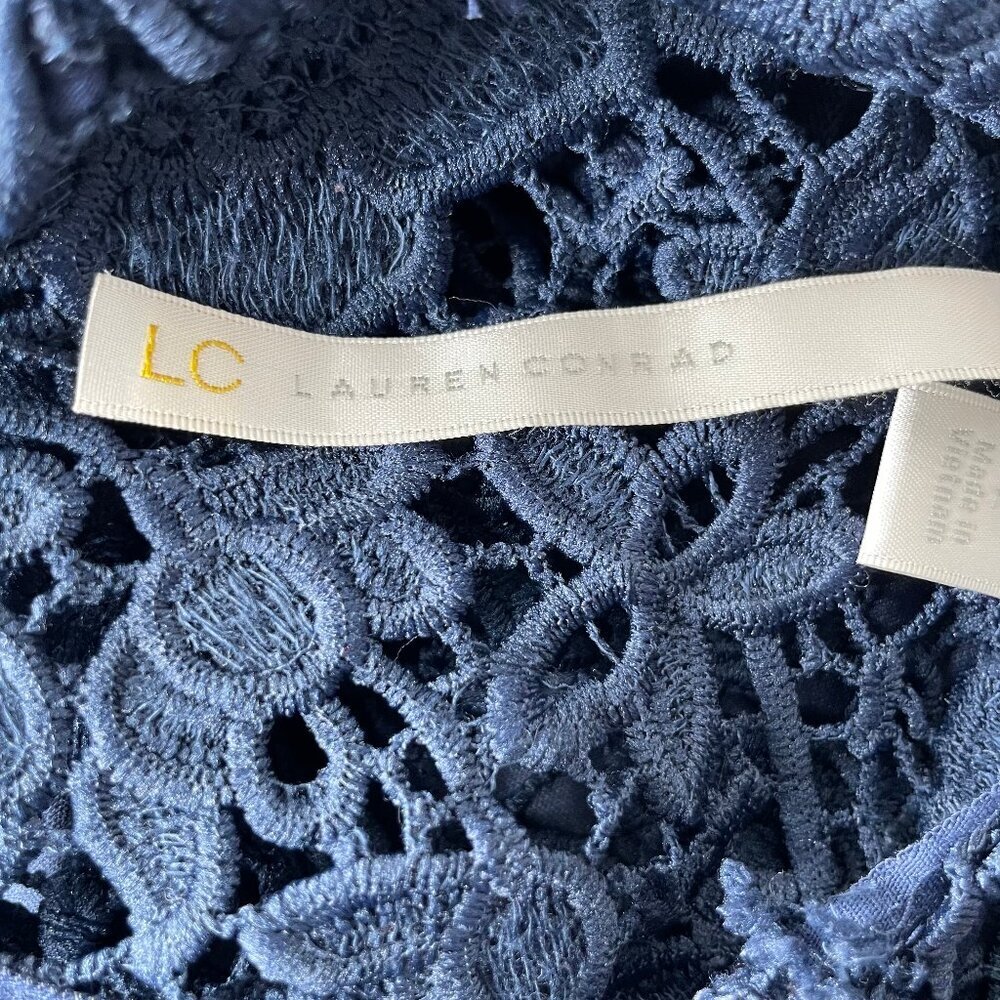 LC Lauren Conrad Navy Blue Lace Floral Embroidered Bodice Flowy Dress Sz Large - Picture 8 of 11